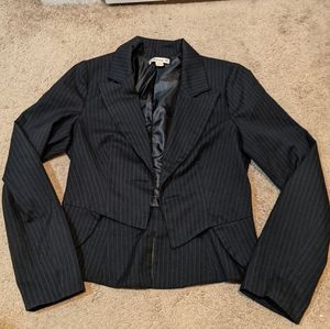 Amazing Pinstripe black crop blazer w/coattails